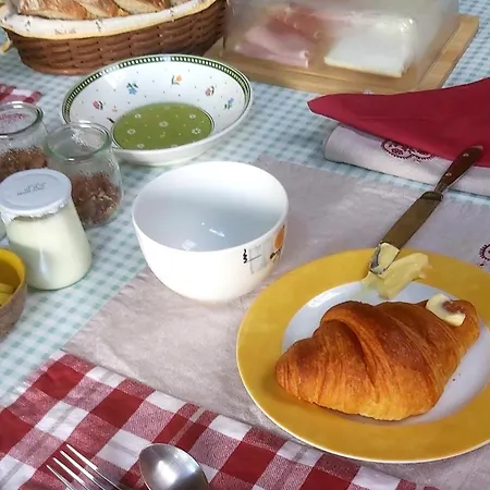 ホームステイ Herbes Et Collines *